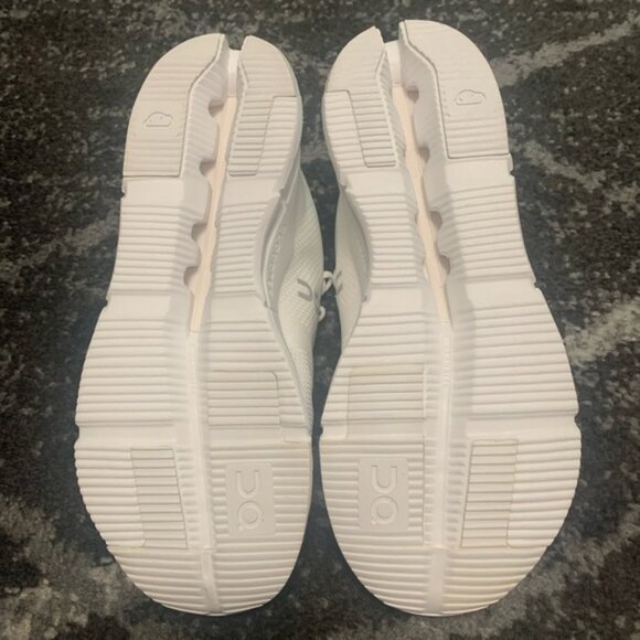 On Running Cloud Nova Women’s Running shoes size 5, 6 - Picture 6 of 6